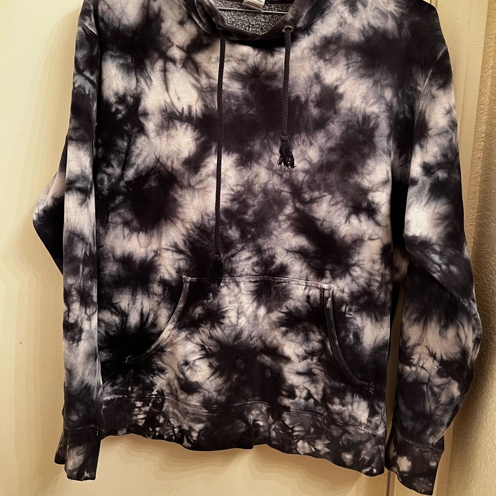 Pull over sweater